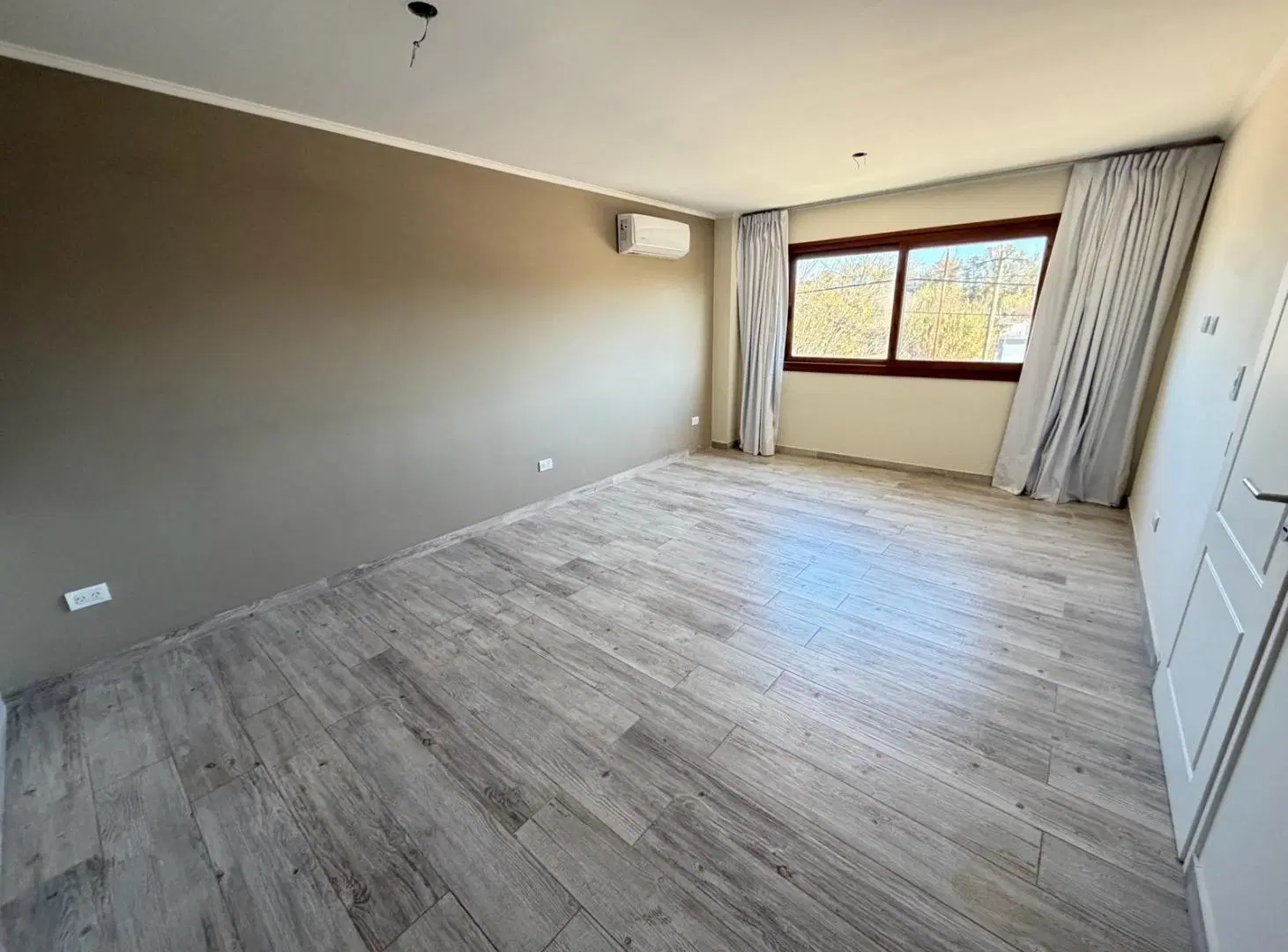 Departamento en Lobos 4