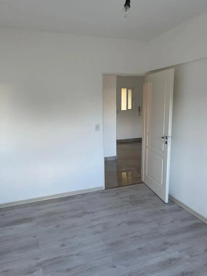 DEPARTAMENTO DE 2 AMBIENTES A ESTRENAR LOMAS DEL MIRADOR 4