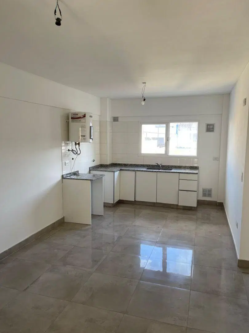 DEPARTAMENTO DE 2 AMBIENTES A ESTRENAR LOMAS DEL MIRADOR 1