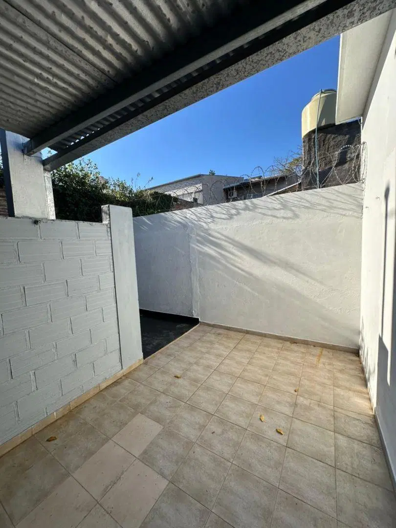 DUPLEX 3 AMBIENTES CON COCHERA CUBIERTA Y PATIO SIN EXPENSAS 5