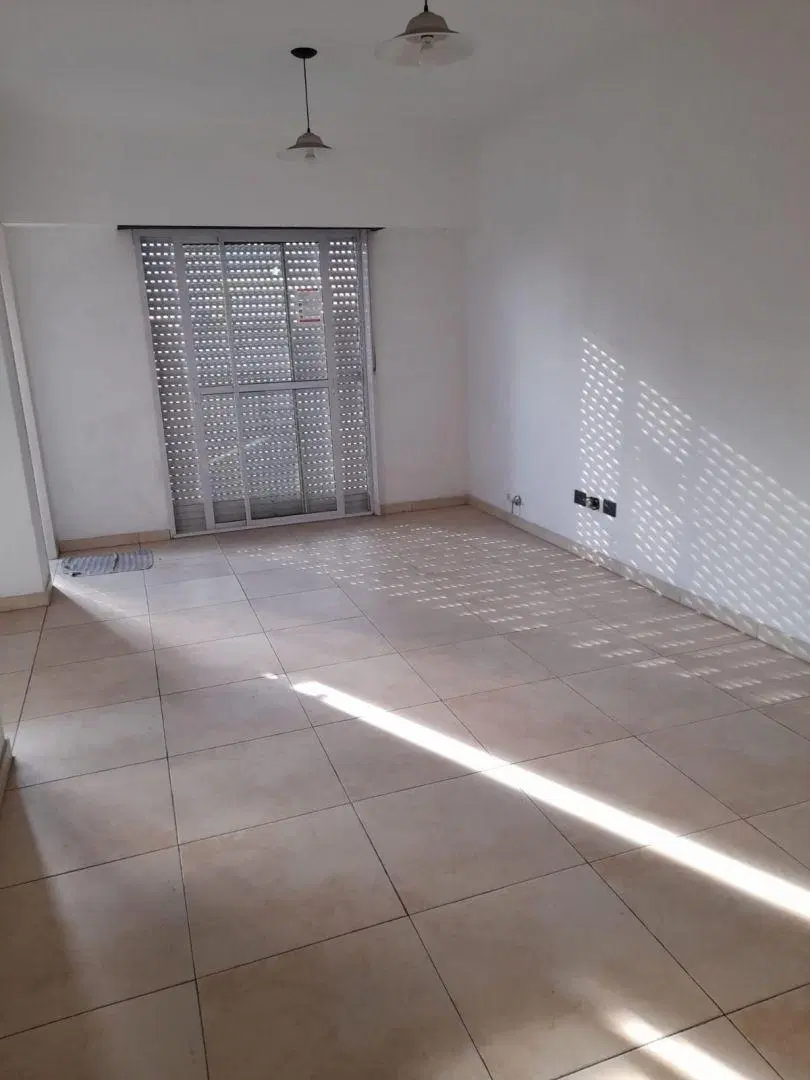 2 AMBIENTES - VILLA LUZURIAGA - FRENTE - BAJAS EXPENSAS 4