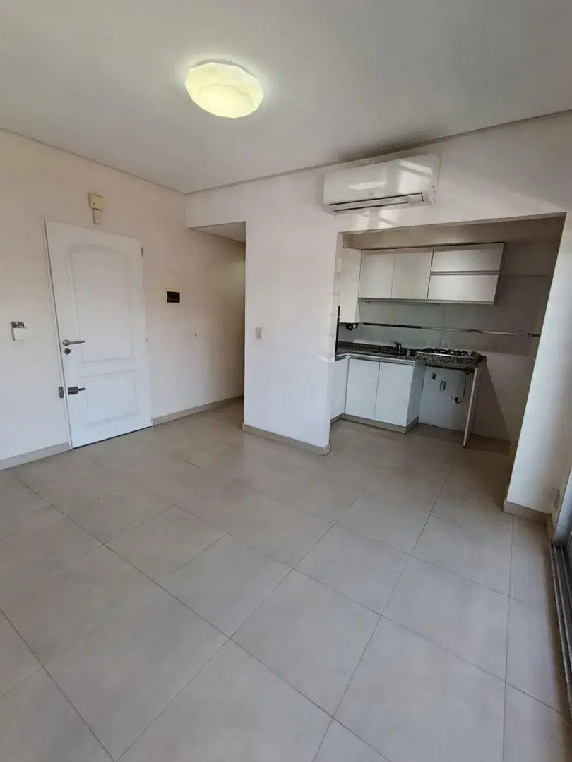 MODERNO DEPARTAMENTO HAEDO PRIMER PISO 1