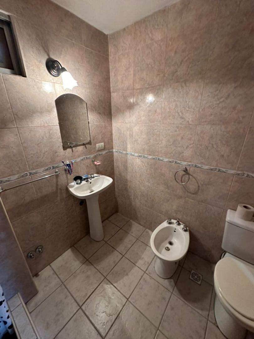 Foto de DUPLEX TIPO CASA SIN EXPENSAS EXCELENTE UBICACION, imagen 5