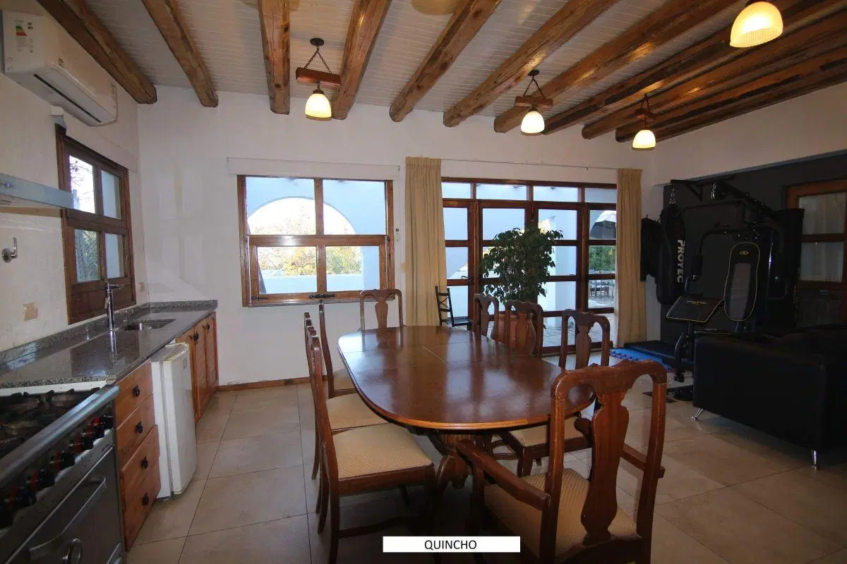 Magnifica Propiedad en Venta en Chacras de Coria 8