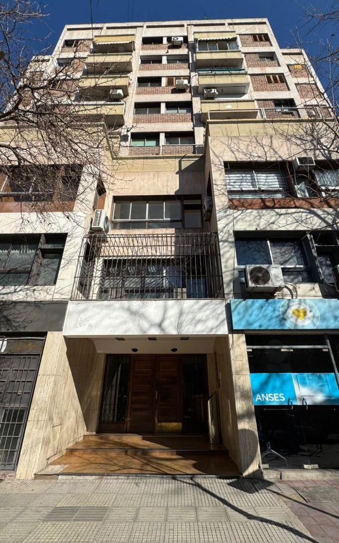 Espectacular Oficina Comercial en el Corazón de la Ciudad de MendoA