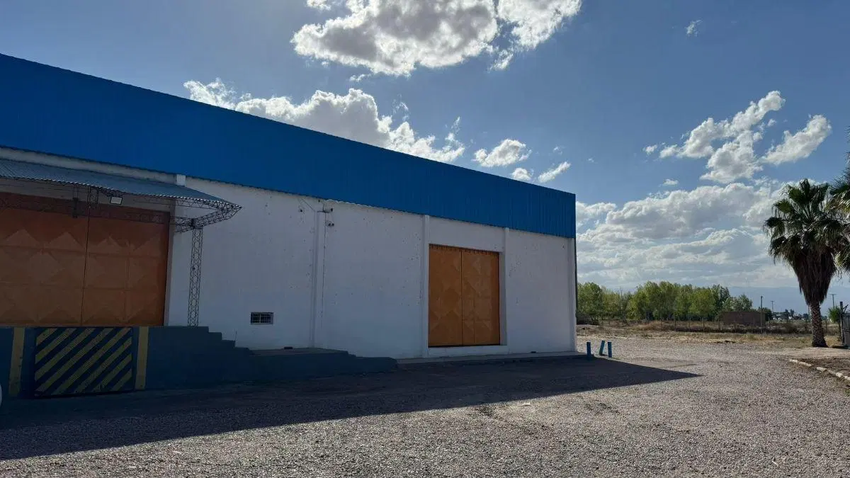 Imponente Galpon Industrial en alquiler 5