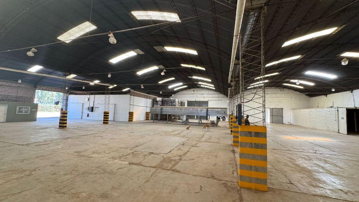 Foto de Imponente Galpon Industrial en alquiler, imagen 3
