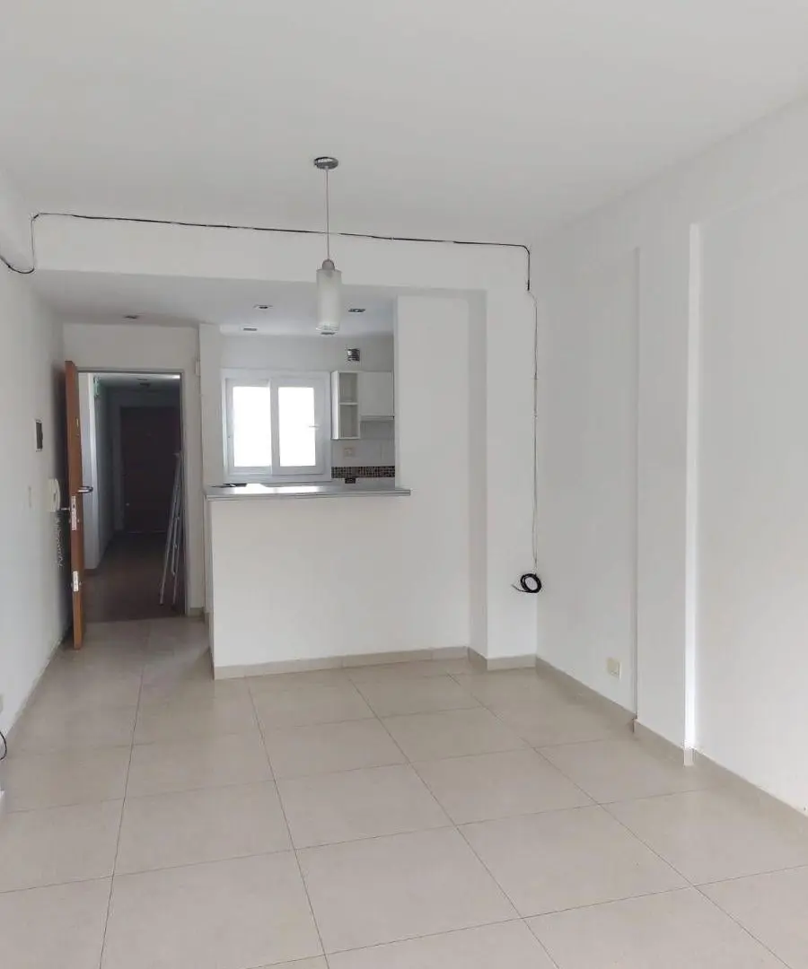 Departamento en Alquiler en Avenida 19 729, La Plata 2