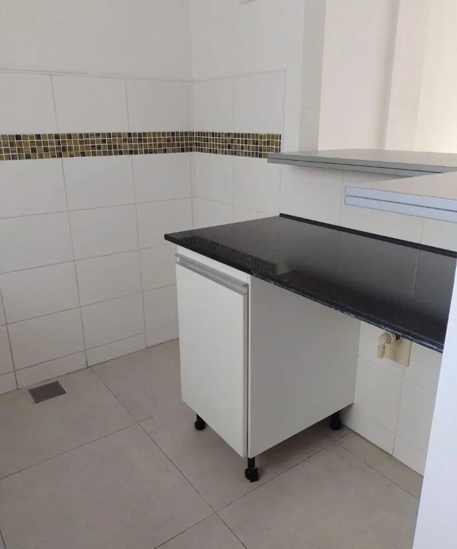 Departamento en Alquiler en Avenida 19 729, La Plata 4
