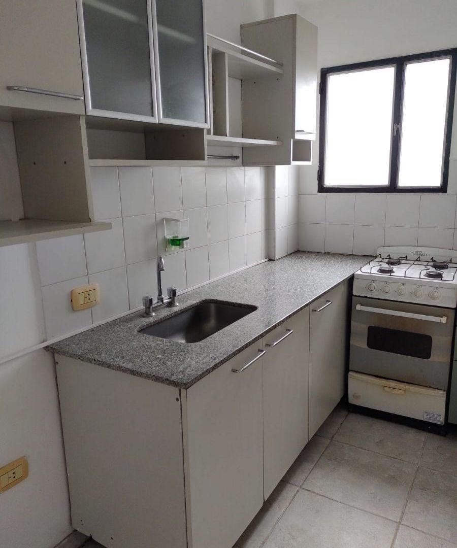 Foto de Departamento en Alquiler en Calle 56 694, La Plata, imagen 2