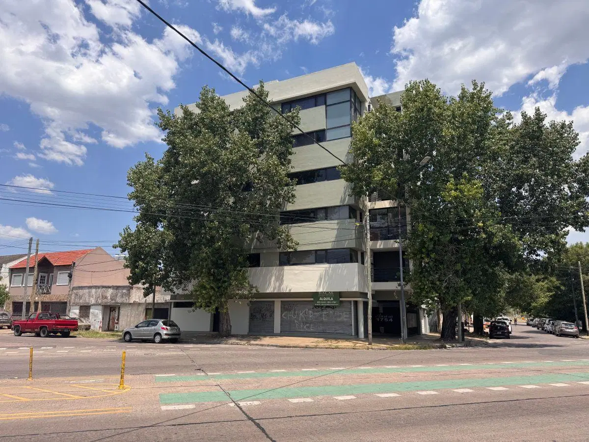 Departamento en Alquiler en Calle 33 1756, La Plata 2