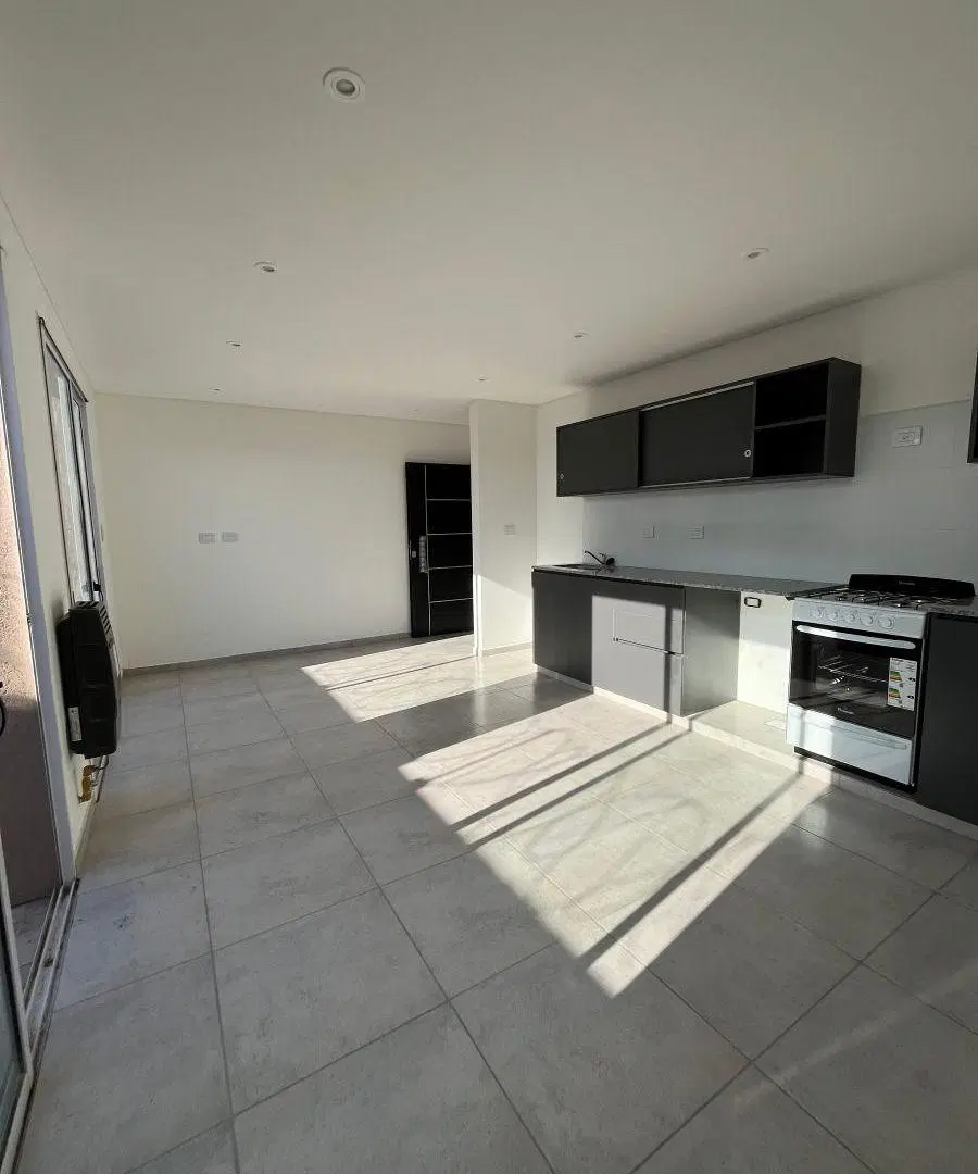 Departamento en Alquiler en 48 e/172 y 173 N° 3871 , Lisandro Olmos 4