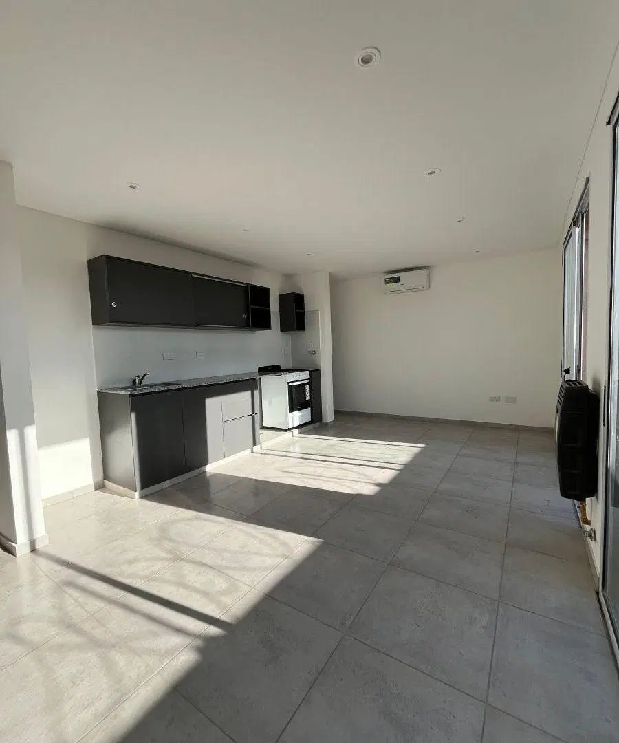 Departamento en Alquiler en 48 e/172 y 173 N° 3871 , Lisandro Olmos 5