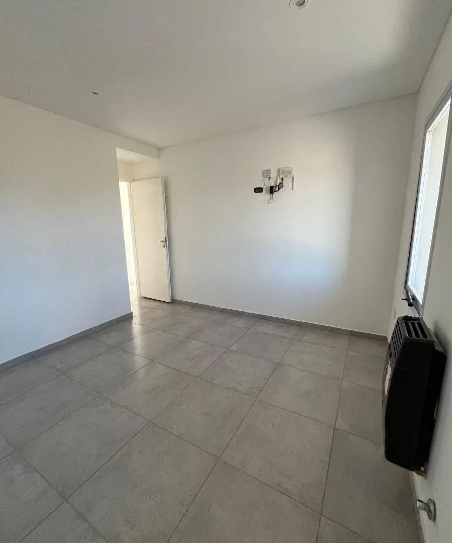 Departamento en Alquiler en 48 e/172 y 173 N° 3871 , Lisandro Olmos 2