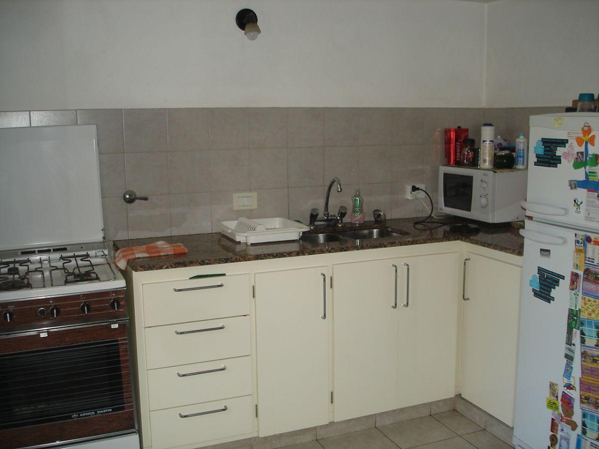 Foto de Duplex en Alquiler en Calle 523 1056, Tolosa, imagen 2