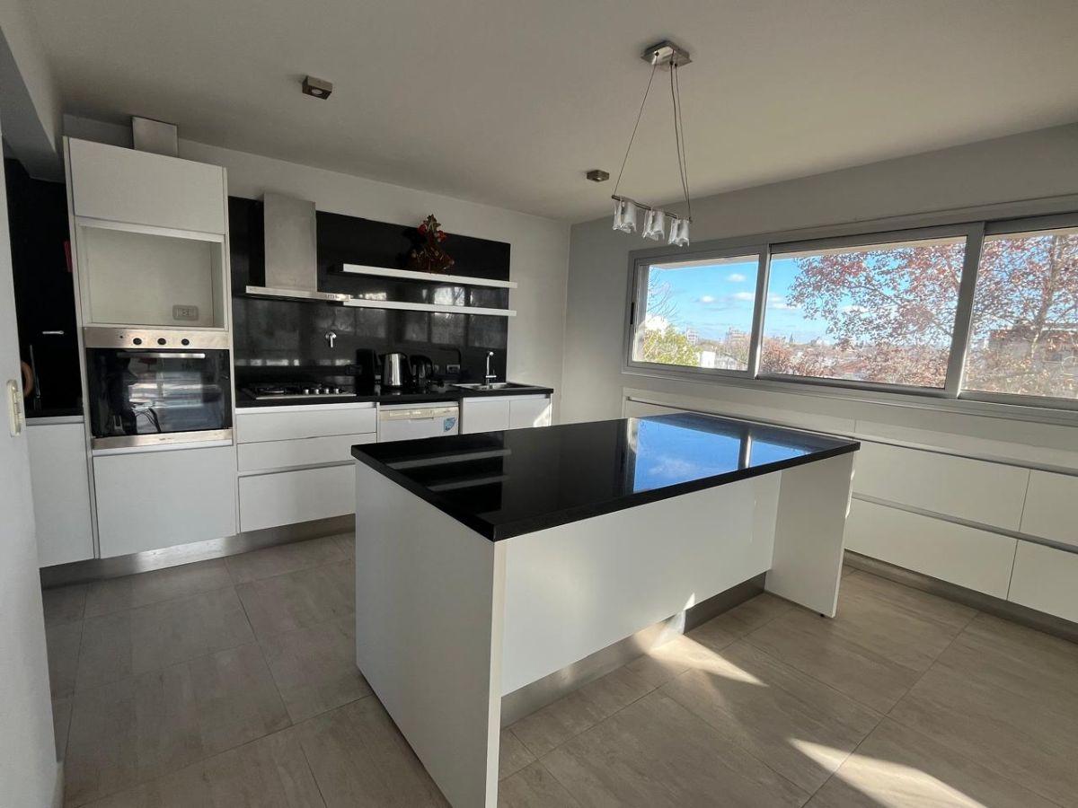 Foto de Departamento en Alquiler en 21 e/ 63 y diagonal 74 n° 1465, La Plata, imagen 3