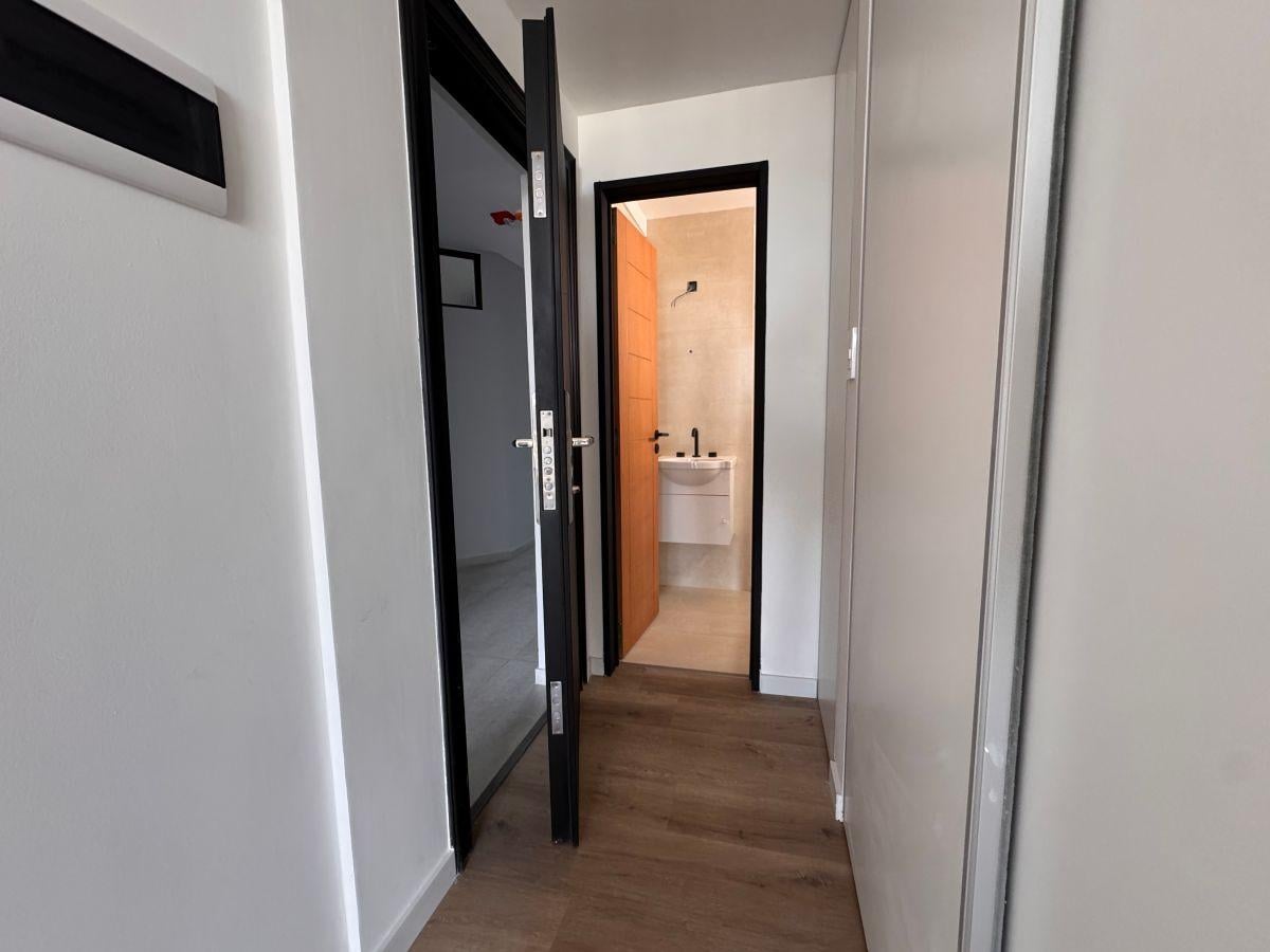 Foto de Departamento en Alquiler en 8 e/ 65 y 66, La Plata, imagen 4