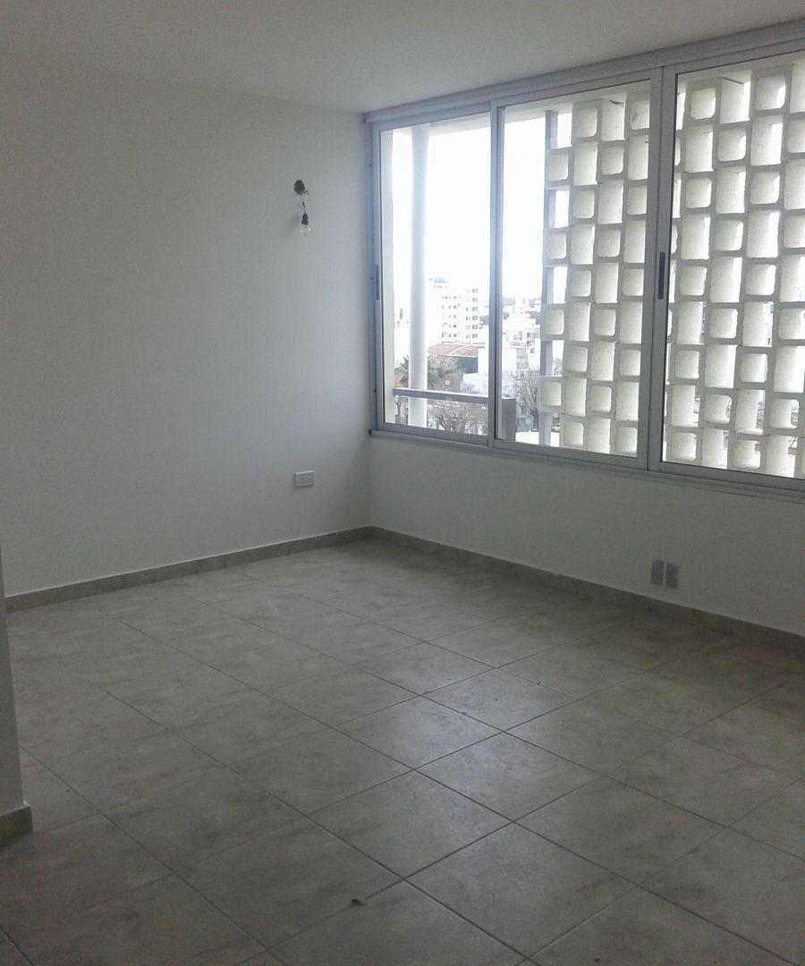 Foto de Departamento en Alquiler en 7 nº 1686 e/ Plaza España y 67 Piso 8º , La, imagen 1