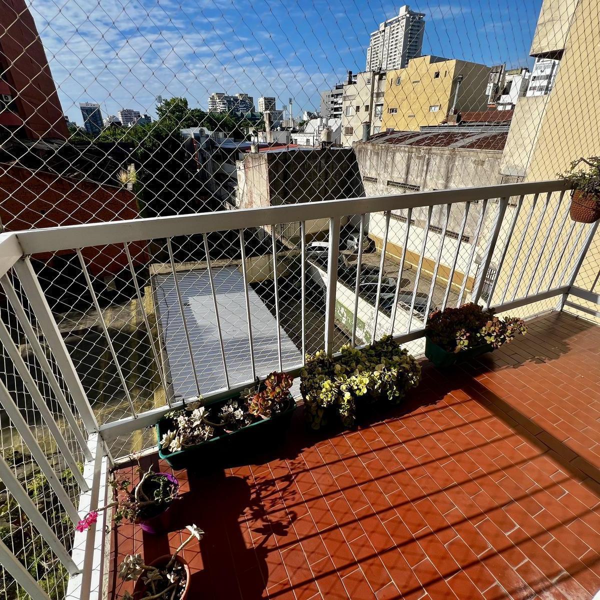 Mb Depto 4 Amb con Balcón Al C/frente - Muy Luminoso - Exc Ubicación en Caballito, a m Subte 3