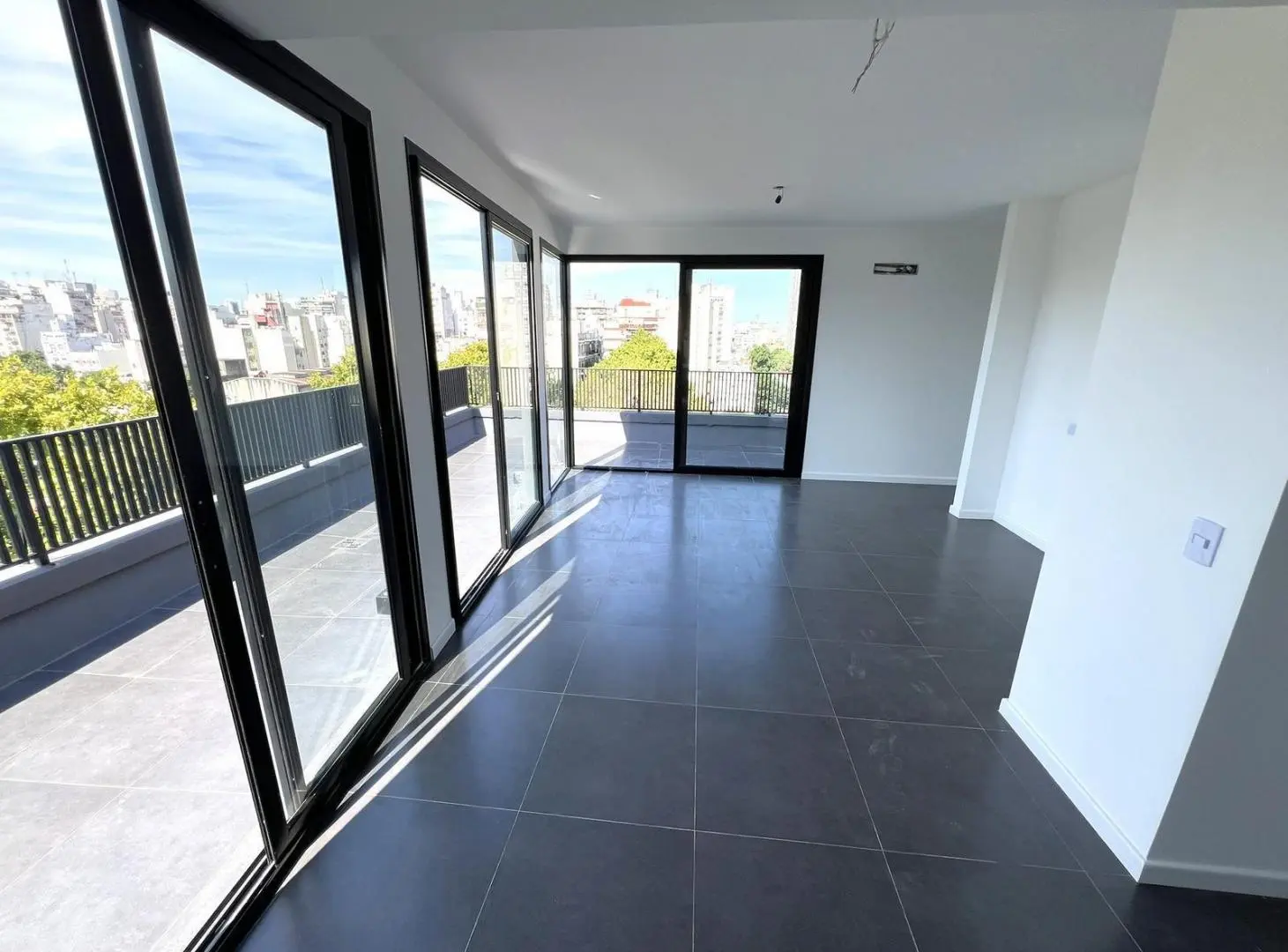 Exclusivo Departamento de 2 ambientes c/ Gran balcón aterrazado - Vista abierta - 80.53 m2 4