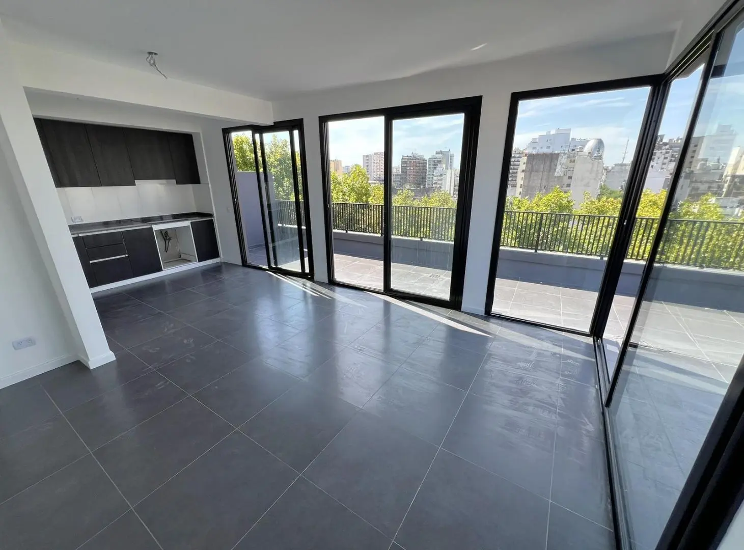 Exclusivo Departamento de 2 ambientes c/ Gran balcón aterrazado - Vista abierta - 80.53 m2 2