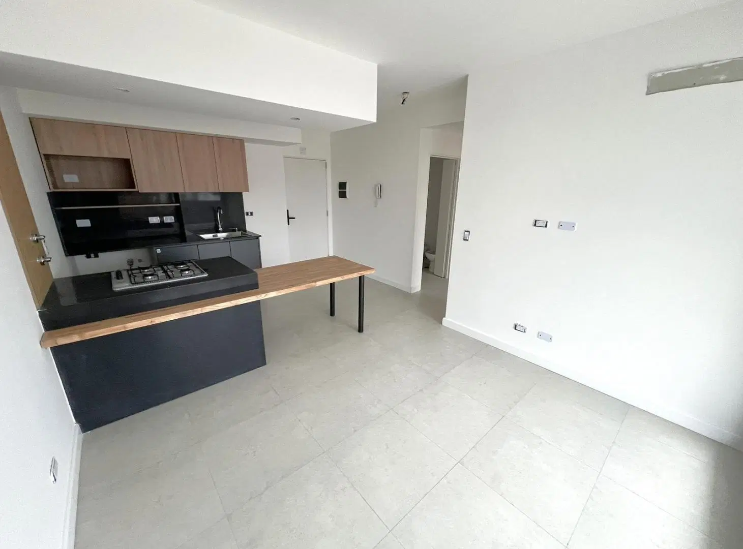 Departamento de 3 ambientes c/ balcón al Frente - Excelentes Vistas 5
