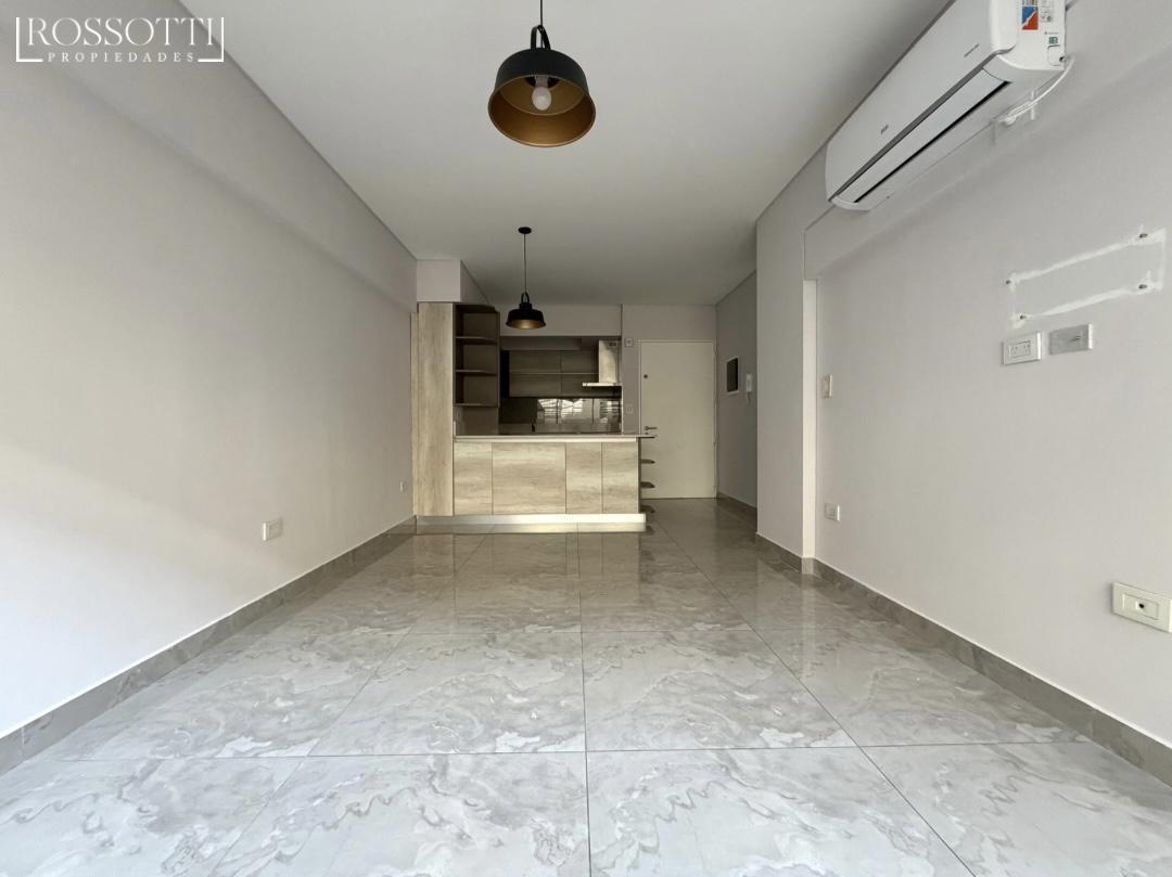 Foto de Exc semipiso al c/fte de 3 ambientes con patio, parrilla y cochera cub, imagen 3