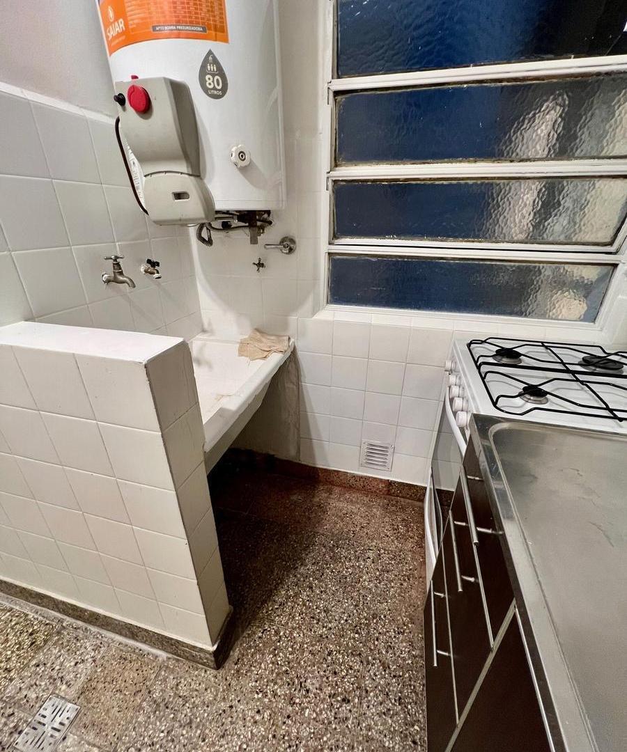 Foto de Depto de 2 ambientes al lateral - Cerca de Avenidas y variados, imagen 4