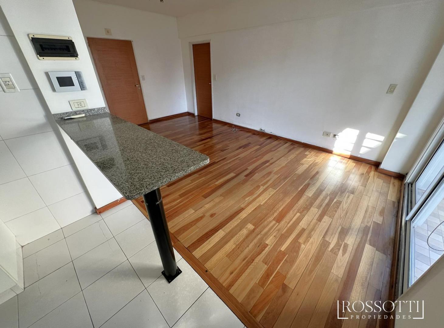 Foto de Exc. depto 2 amb. c/ Balcón al frente - en Suite - Cocina c/ barra, imagen 3
