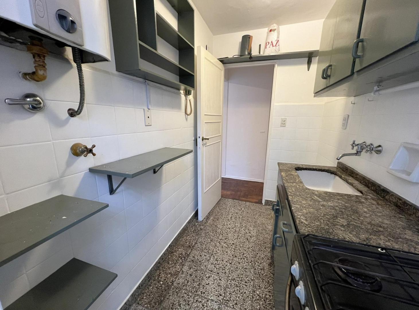 Foto de Muy buen departamento de dos ambientes c/ balcón al frente - 44m2, imagen 5