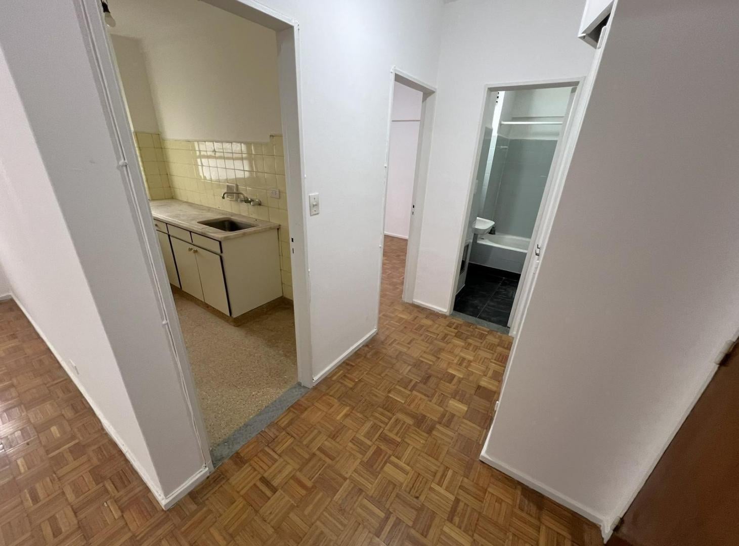 Foto de Muy buen depto./Oficina de dos ambientes - Apto Profesional - 39m2, imagen 3