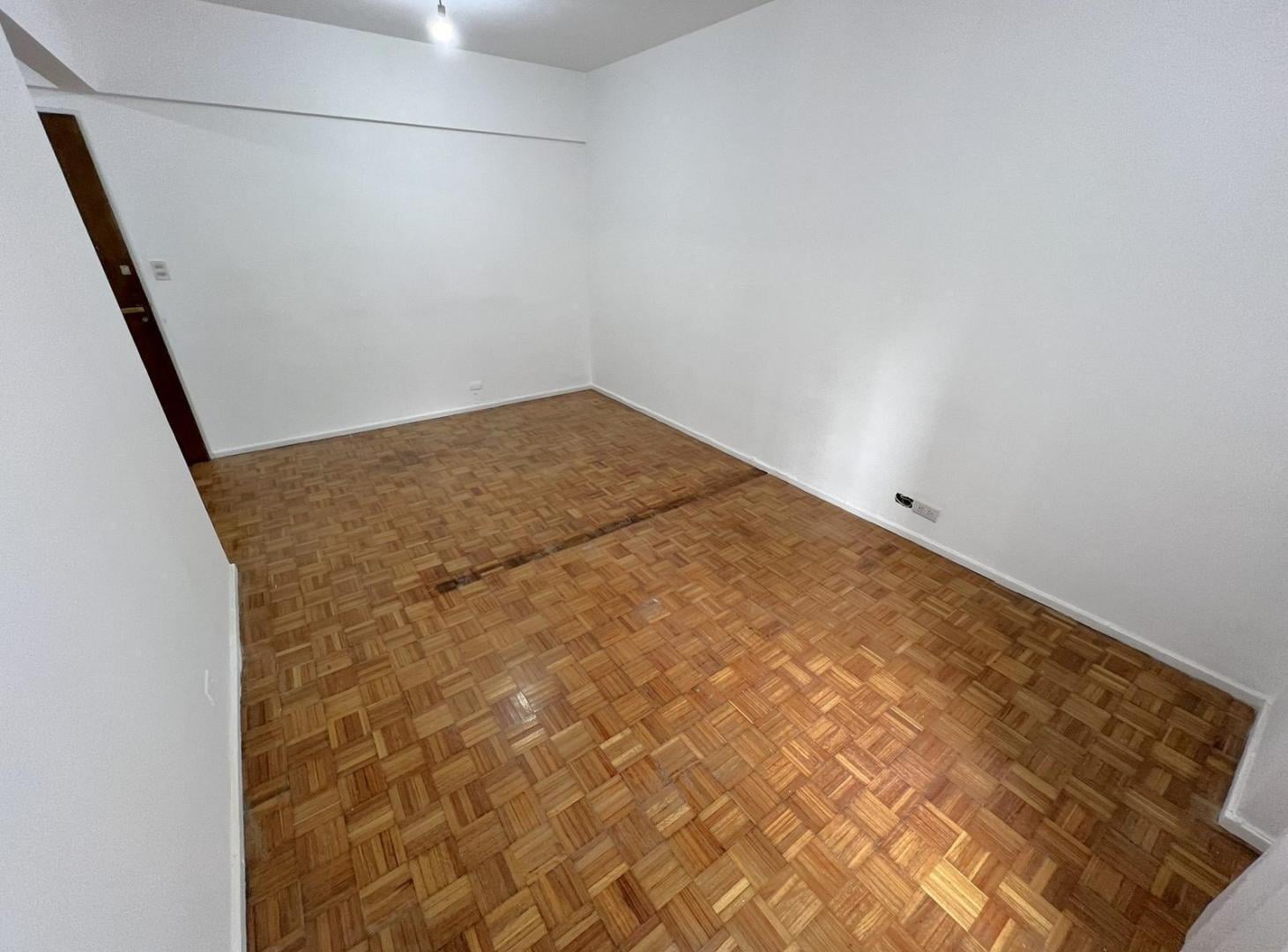 Foto de Muy buen depto./Oficina de dos ambientes - Apto Profesional - 39m2, imagen 1