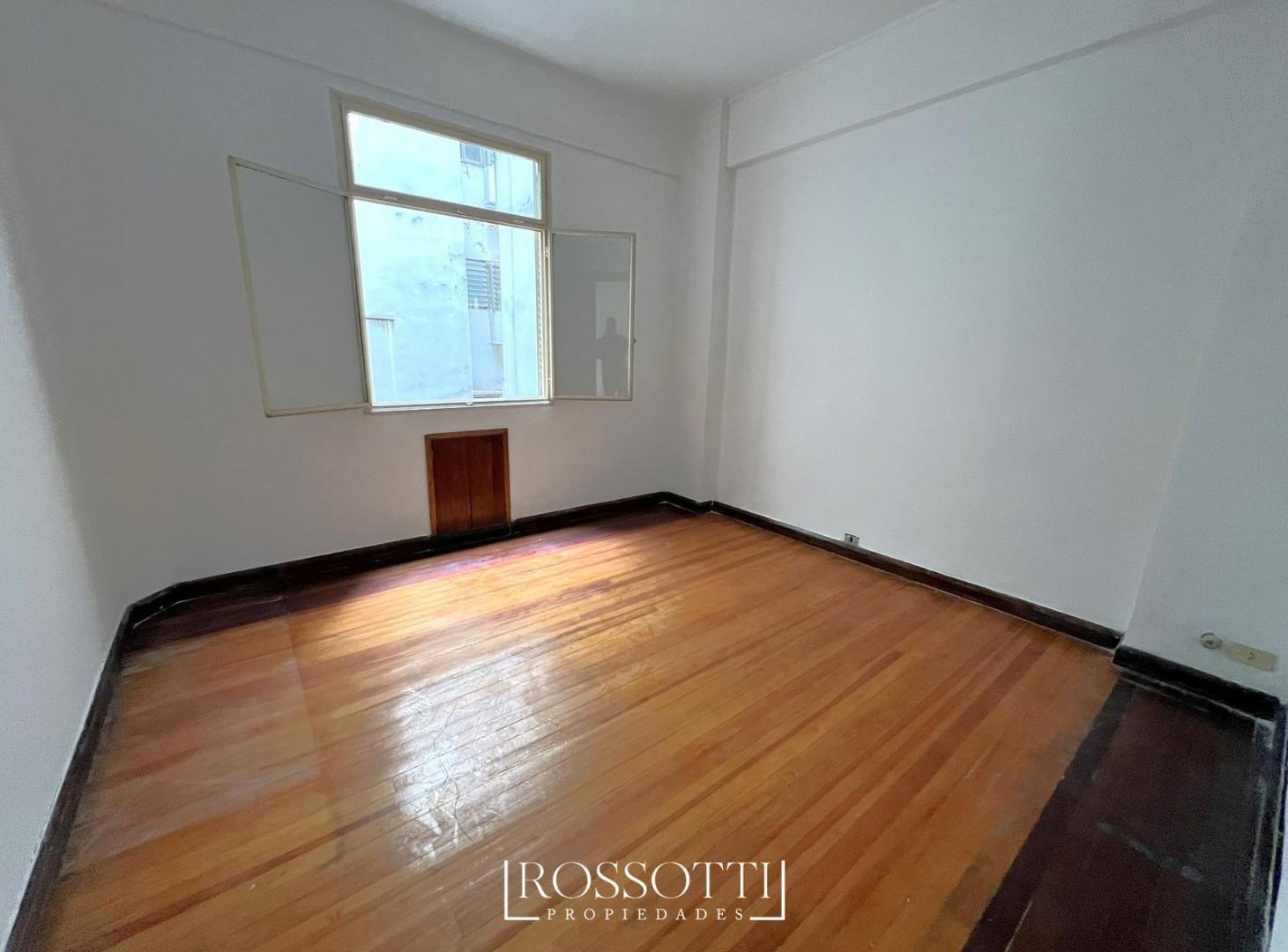 Foto de Muy buen departamento en Semipiso 3 ambientes amplios - Exc. Ubicación, imagen 5