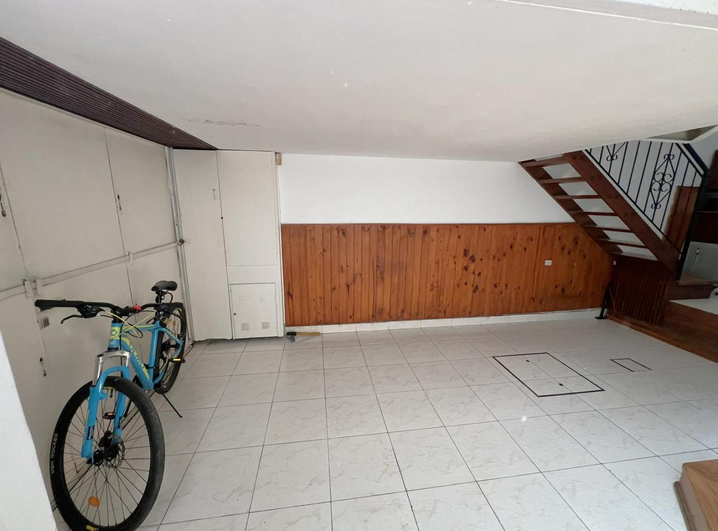 Foto de Hermosa casa 5 ambientes, Terraza con Quincho/Playroom - Garage y mas..., imagen 2