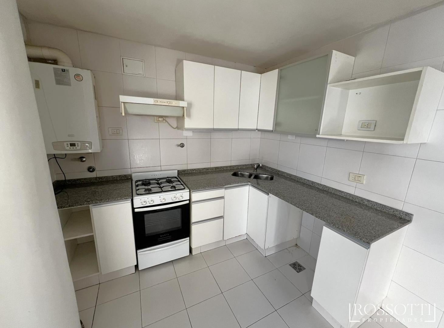 Foto de Exc. depto 2 amb. c/ Balcón al frente - en Suite - Cocina c/ barra, imagen 4