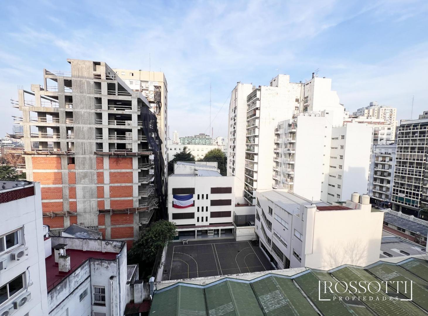 Foto de Muy buen depto 3 amb. con Balcón al Cta/Fte - Espacio Guardacoche - 55m2, imagen 2