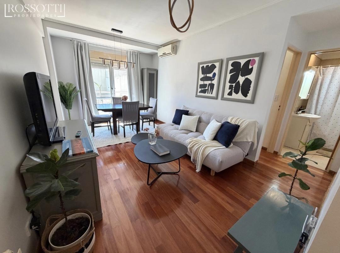 Foto de Muy buen departamento de 2 ambientes con balcon, imagen 1