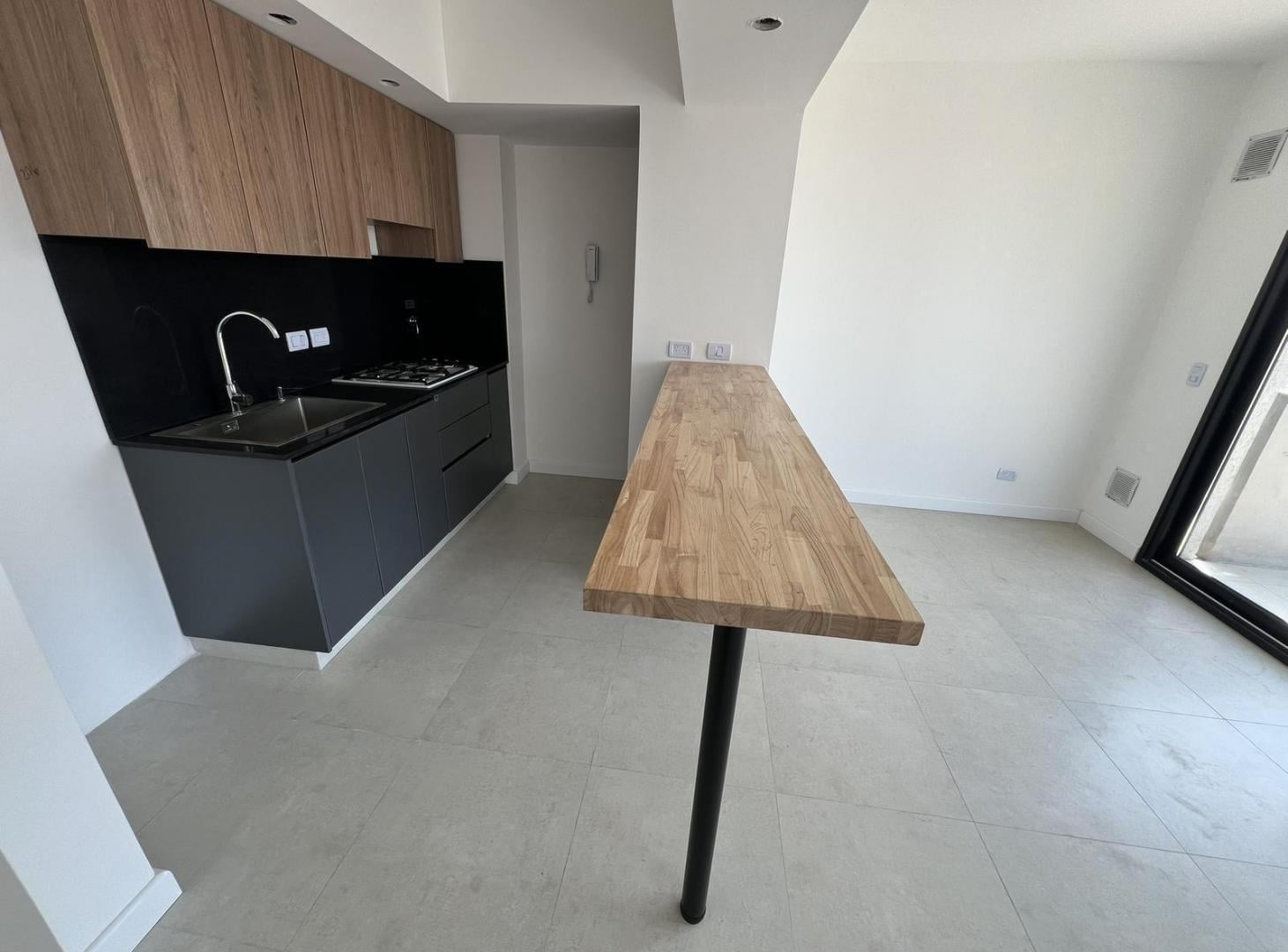 Foto de Exc. Monoambiente con balcón al frente - Gran vista abierta - 9no Piso, imagen 5