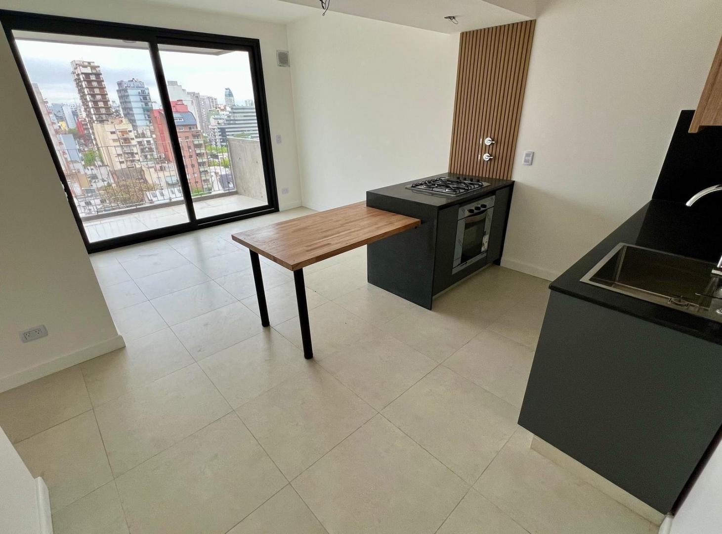 Foto de Exc depto de 3 ambientes con cochera - balcón al frente - Excelentes, imagen 1