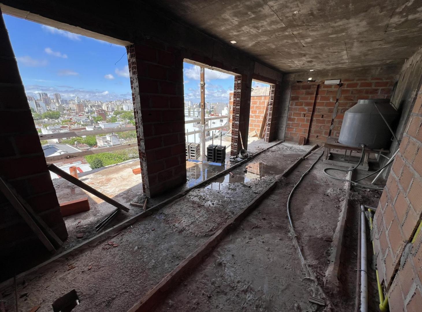 Foto de Muñiz 737 - Excelente Duplex 4 ambientes c/ 2 balcónes aterrazados al, imagen 4