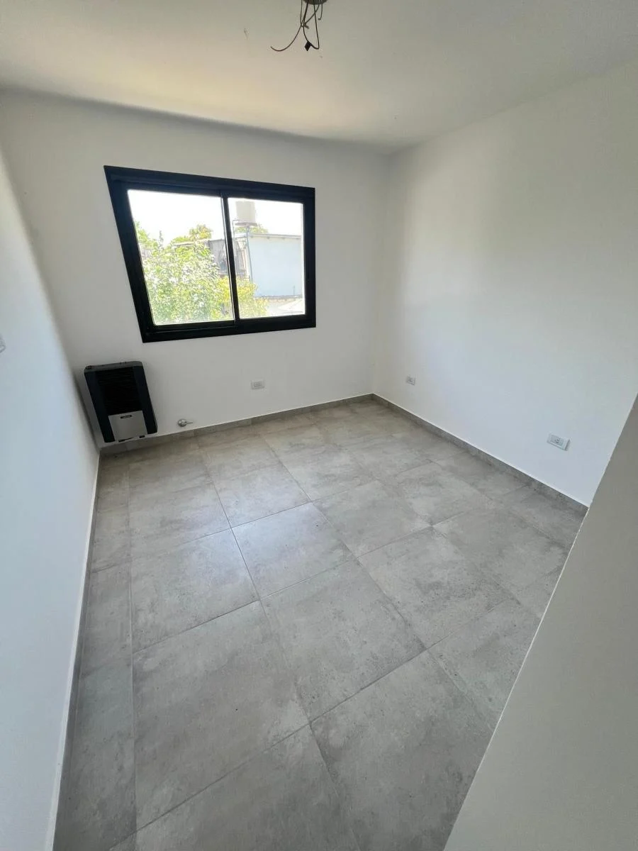 Venta Dúplex 2 Dorm. Villa Elisa 4