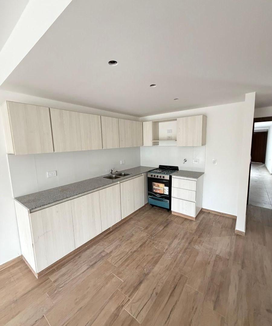 Foto de Departamento 2 dormitorios en alquiler 64 13 y 14, imagen 1