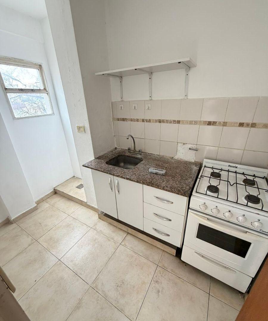 Foto de Venta Departamento de 1 dormitorio con cochera La Plata 14 57 y 58, imagen 2