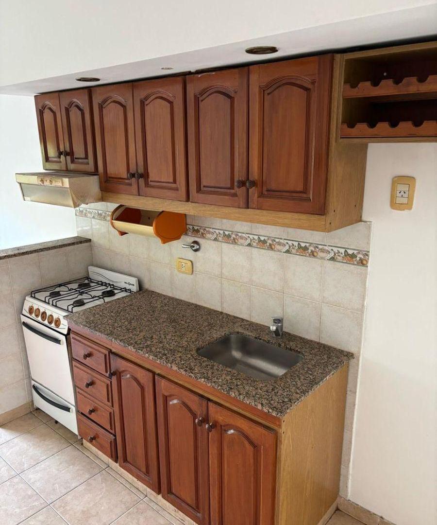 Foto de Alquiler Departamento 1 dormitorio Calle 15 64 y 65, imagen 3