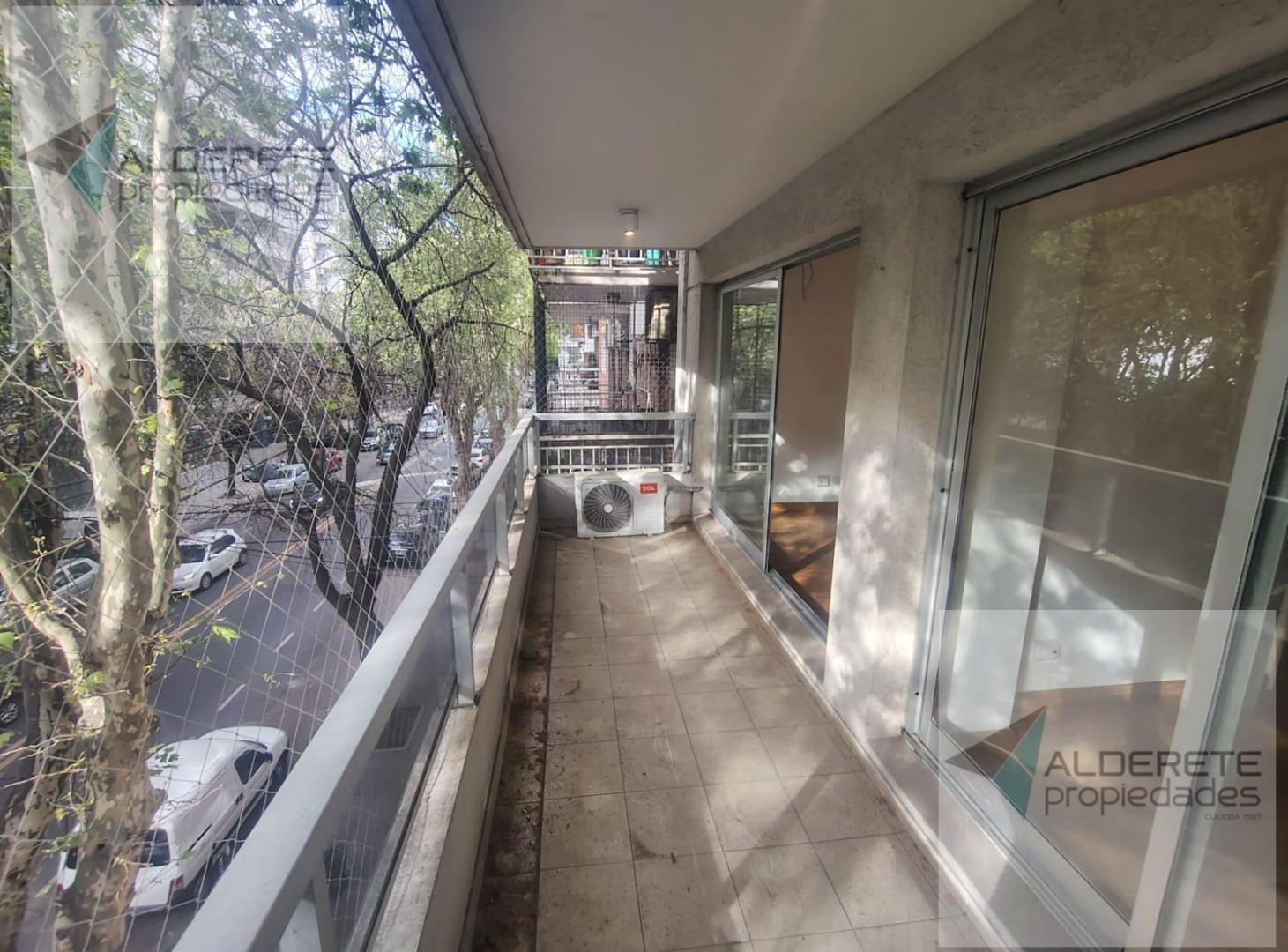 Foto de Departamento en Villa Urquiza, imagen 1