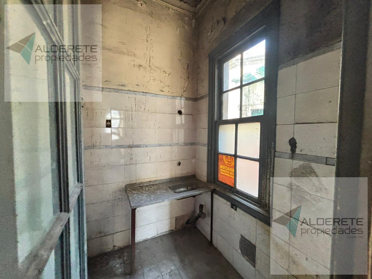 Foto de VENDE DEPARTAMENTO EN OPORTUNIDAD EN BALVANERA, imagen 5