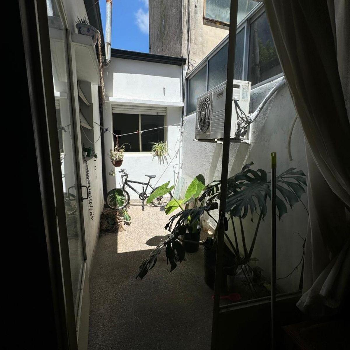 PH en venta 55 y 14 Excelente ubicación plaza moreno catedral calle 12