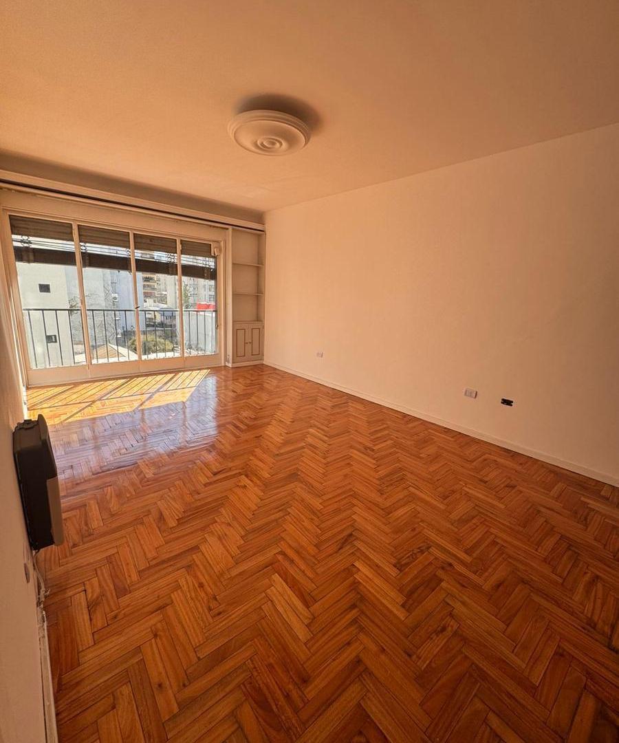 VENDO Departamento 3/4 dormitorios - 47 y 12 La Plata