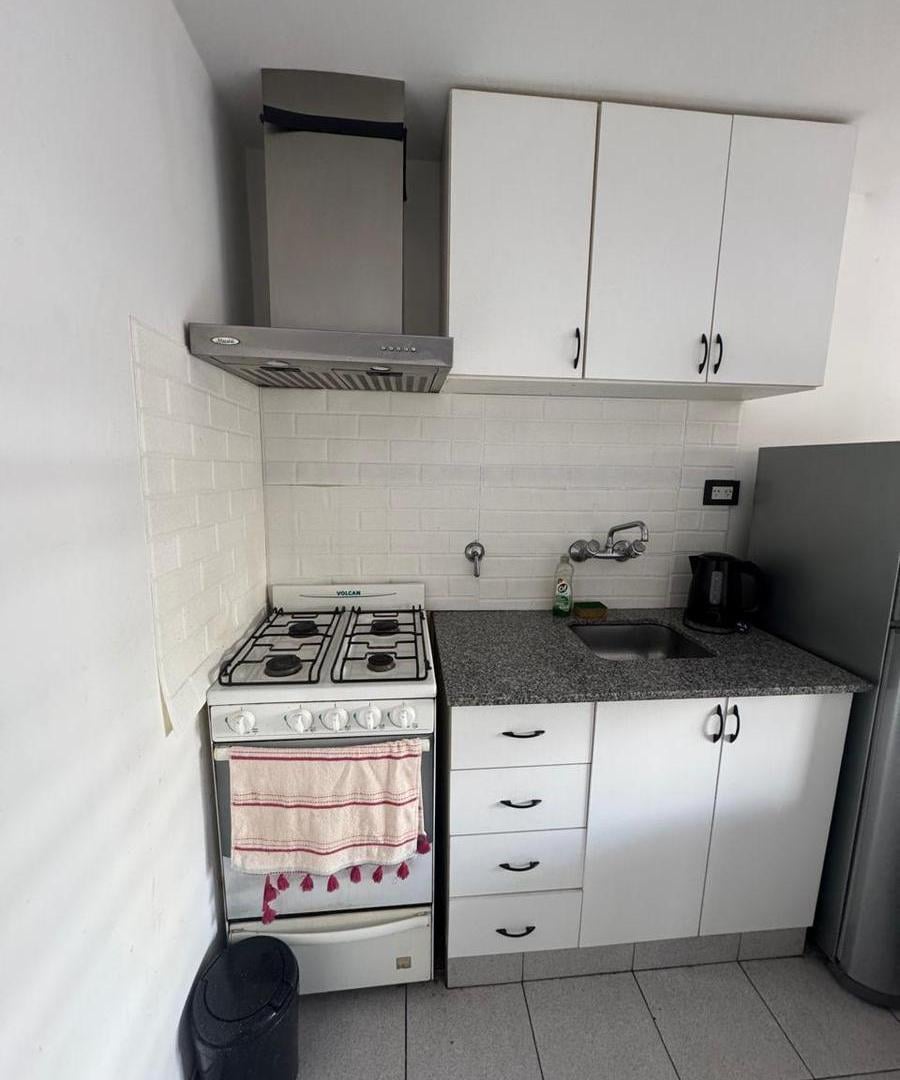 Foto de Departamento monoambiente amoblado en alquiler - 44 e/ 10 y 11 - La, imagen 4