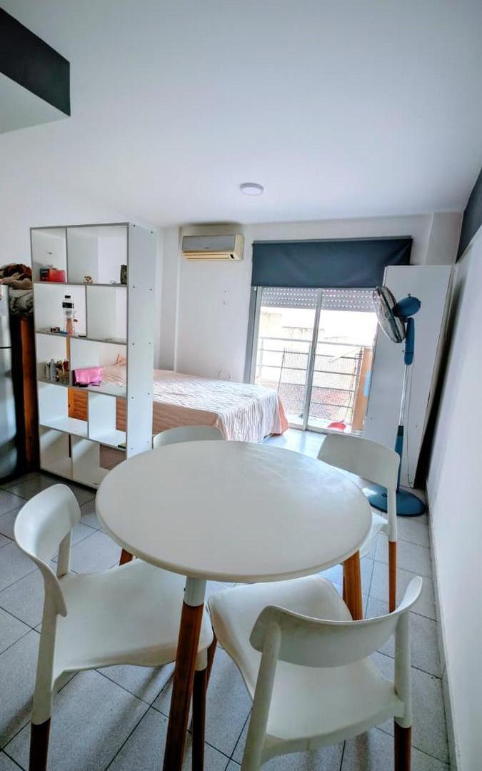 Foto de Departamento monoambiente amoblado en alquiler - 44 e/ 10 y 11 - La, imagen 3